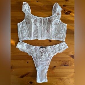 Victorias Secret DREAM ANGELS Boho Bustier Corset Bra Thong Set White NWT Large